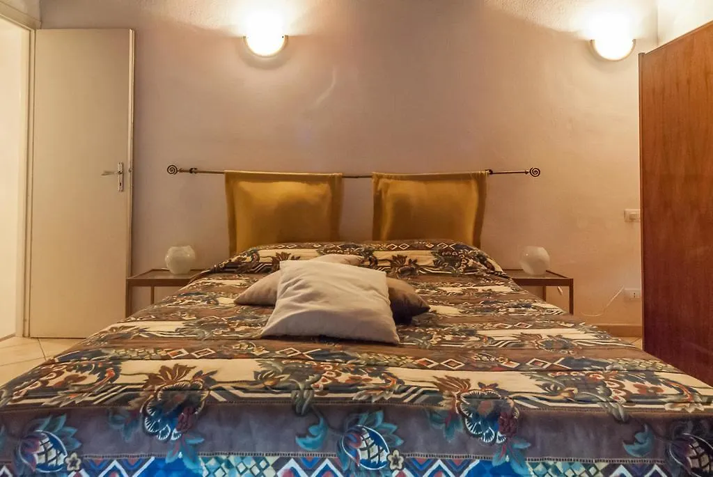 Casa Luigia Apartment Isolabona